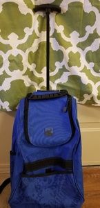 Nice convenient rolling bag